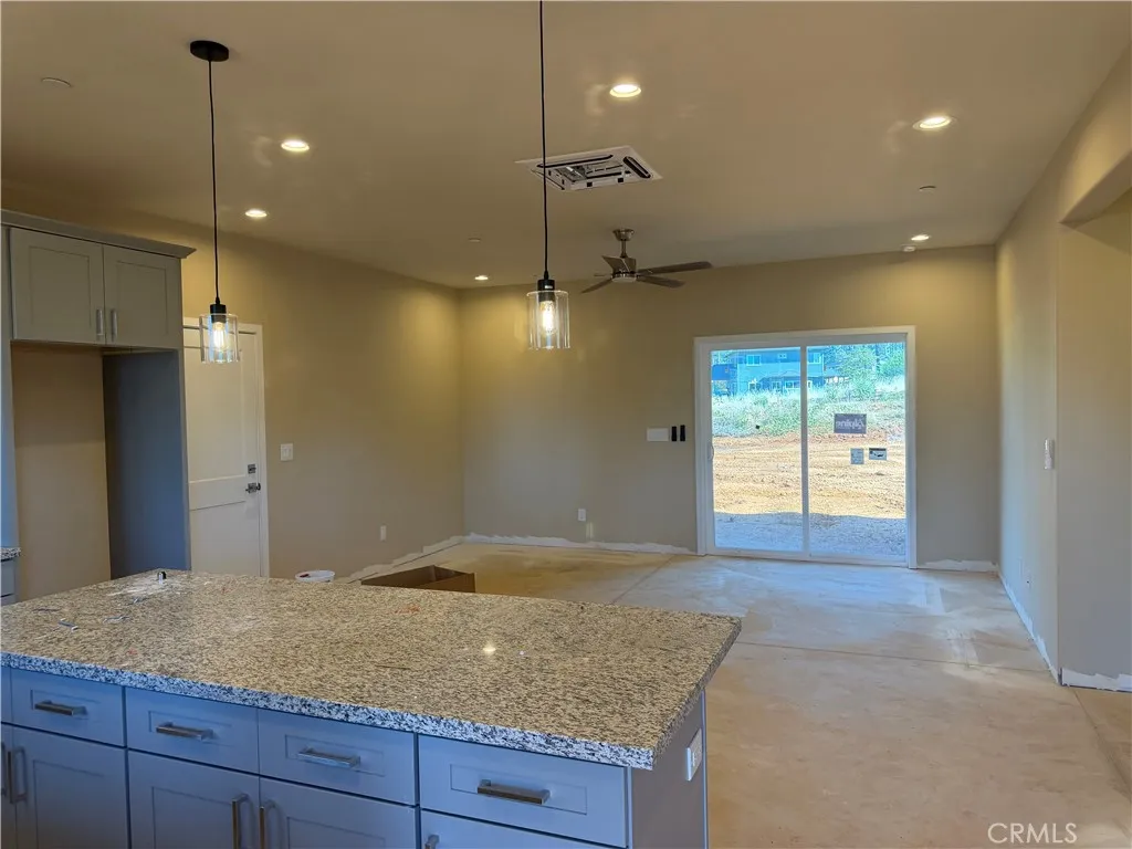 1439 Powell, Paradise, California 95969 — photo 4