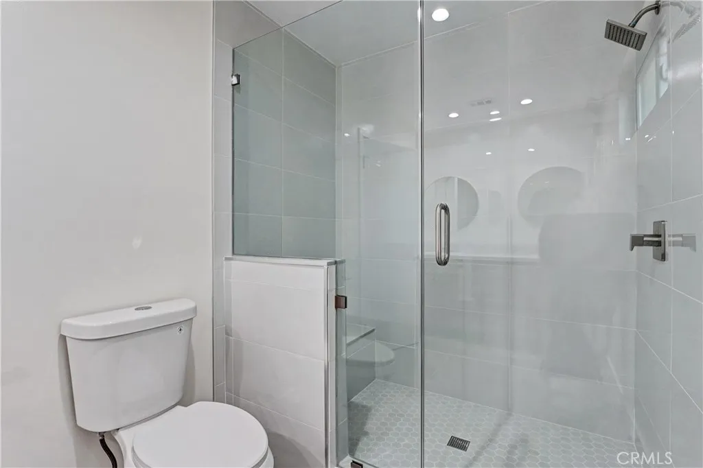Primary Bathroom-b