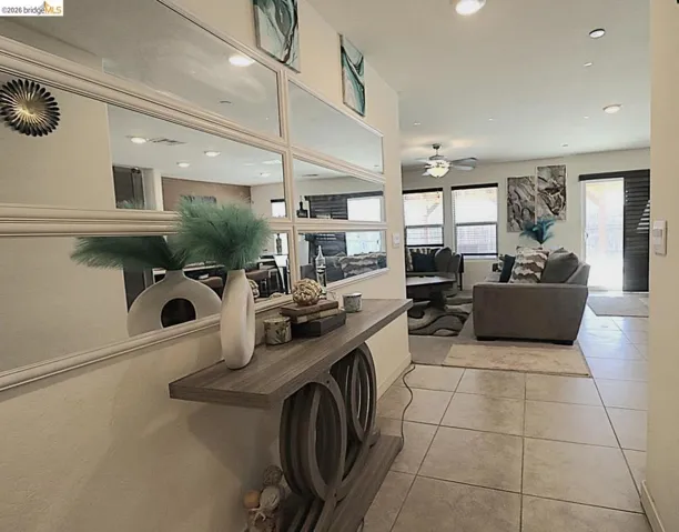 284 Zion Canyon Ct, Merced, California 95341 — photo 4