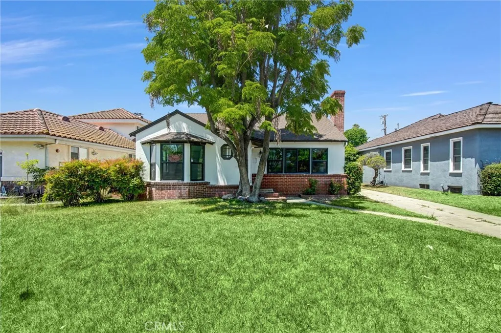 233 Rosemont