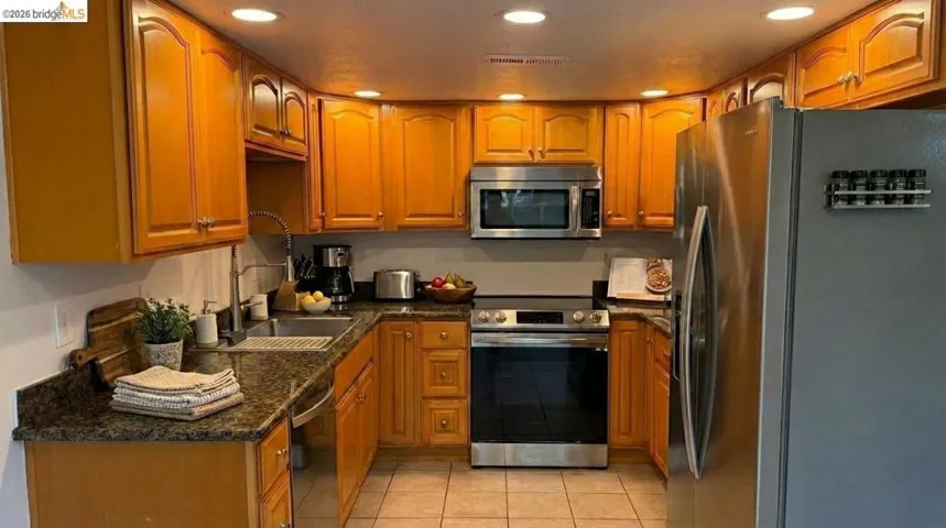 1800 Laguna St Apt 5, Concord, California 94520 — photo 4