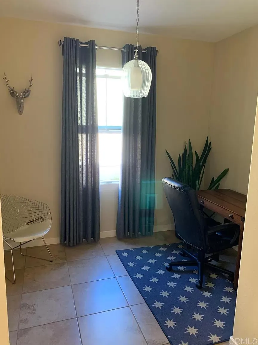 2nd level Den/dining room or 3rd bedroom 2nd level Den/dining room or 3rd bedroom