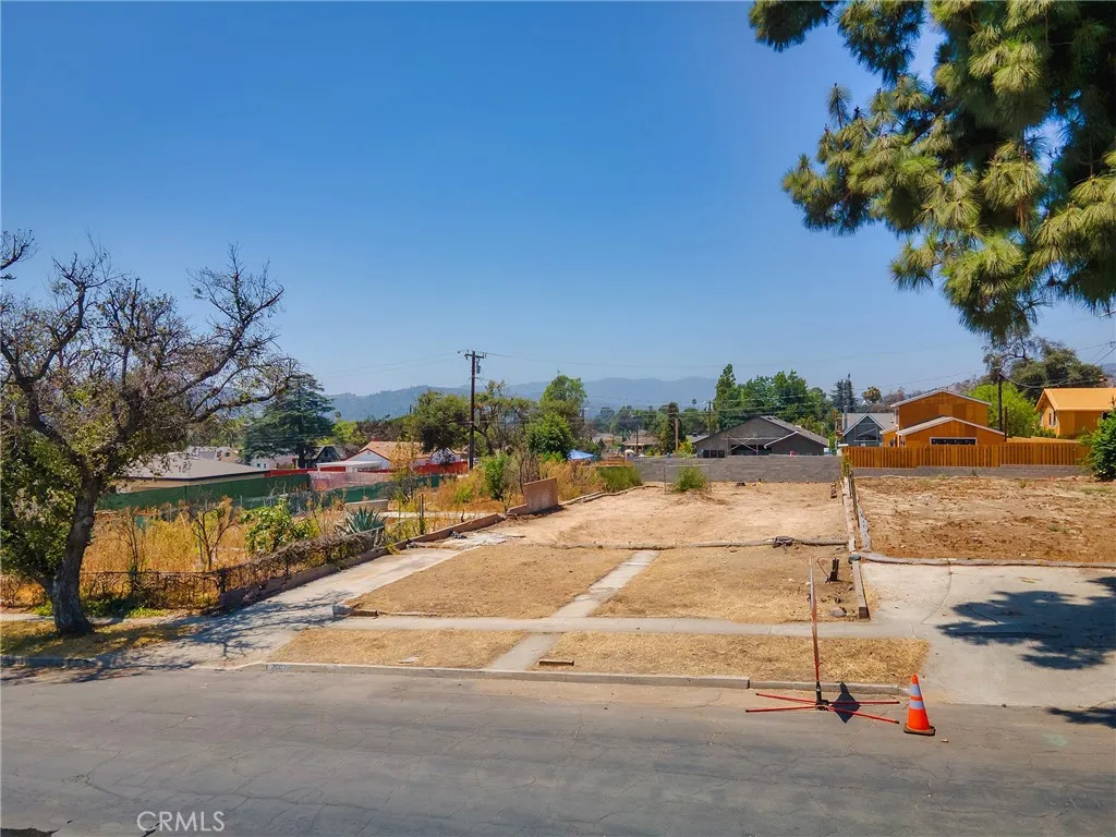 2807 Glenrose Ave