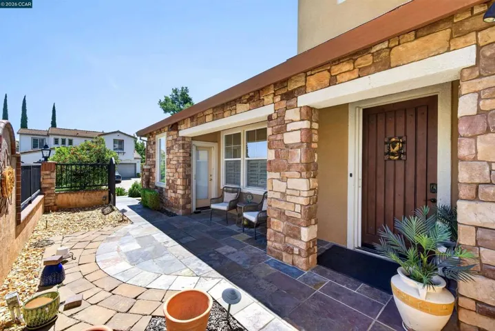 5210 S Montecito Dr, Concord, California 94521 — photo 4