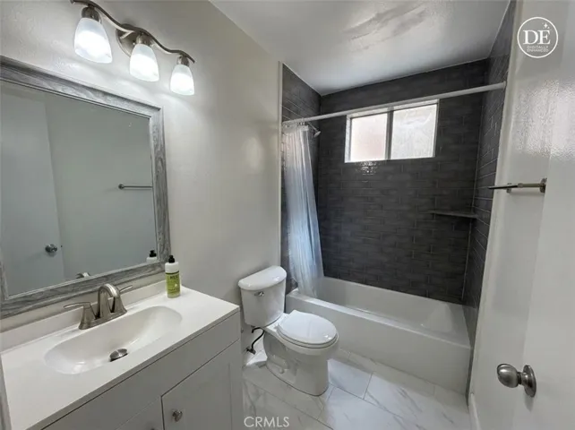 Bathroom 1 - virtually staged