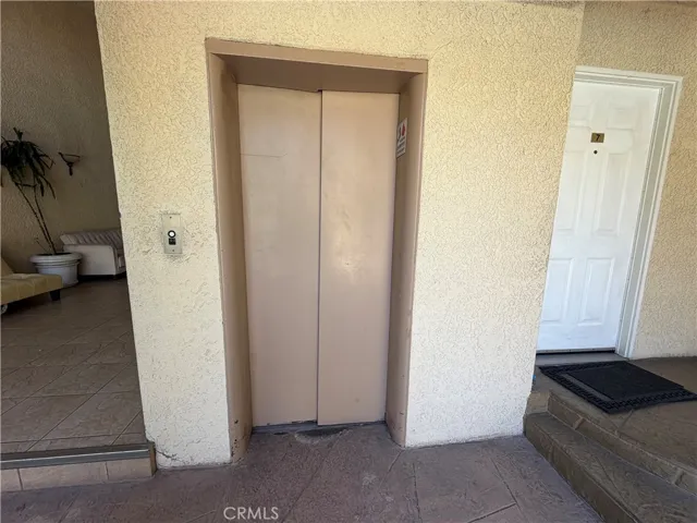 Elevator