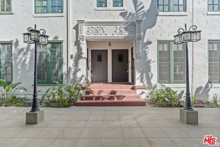 Charming 1920's Architecture