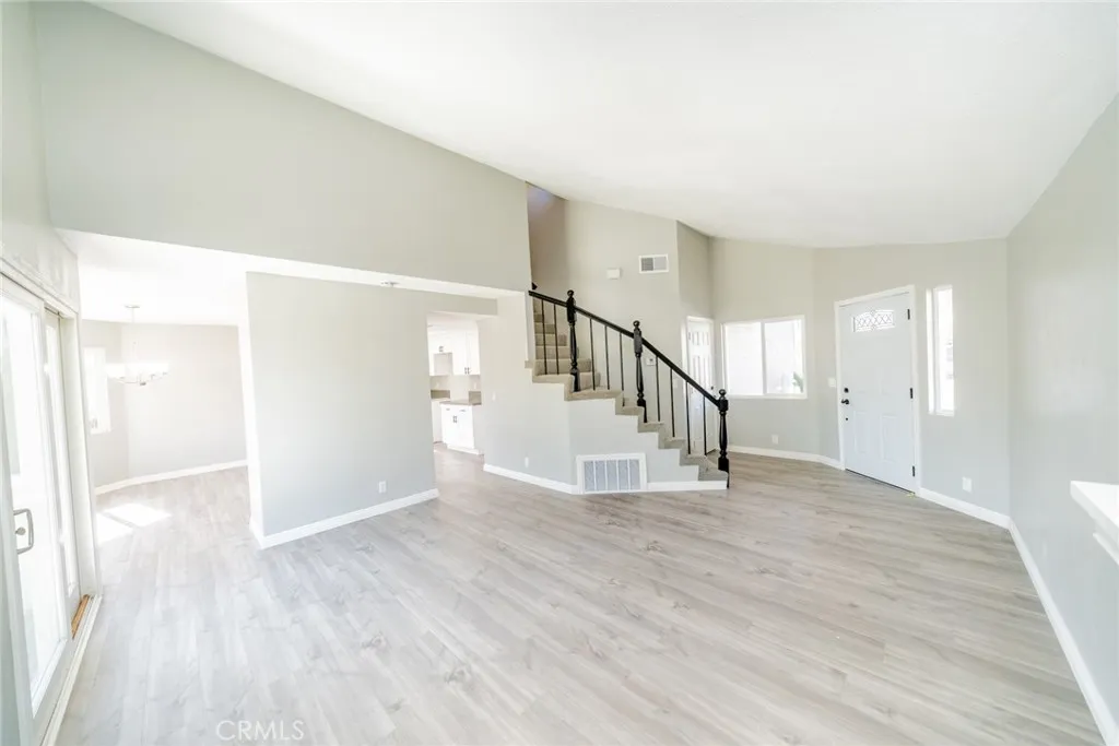 827 S Tamarisk Avenue, Rialto, California 92376 — photo 4