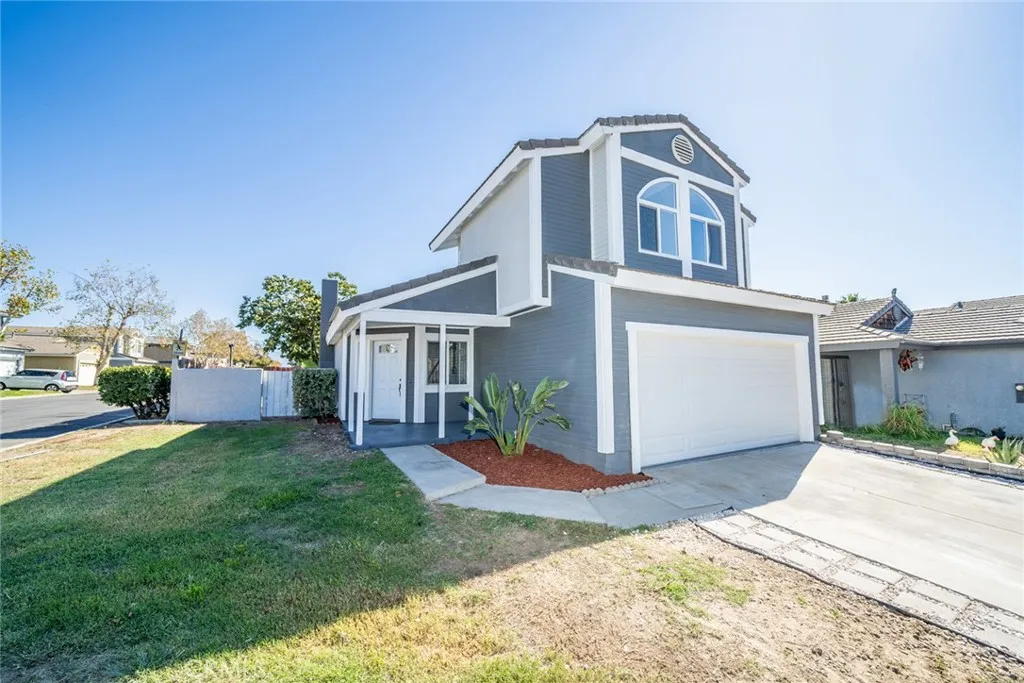 827 S Tamarisk Ave