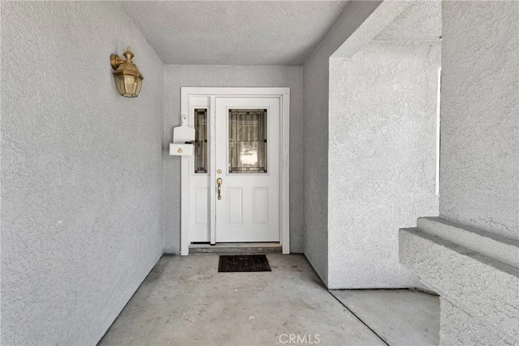 10325 Sheep Creek Rd, Phelan, California 92371 — photo 5