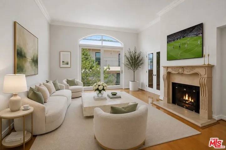Living room with double height