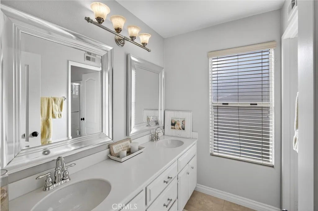 Upstairs Bathroom