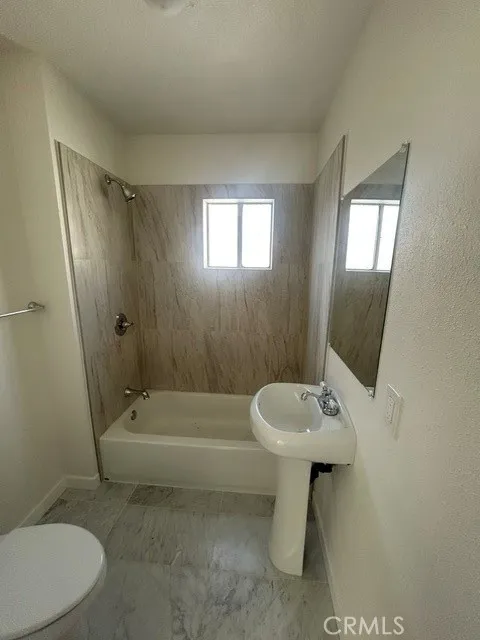623 W 78th, Los Angeles, California 90044 — photo 4
