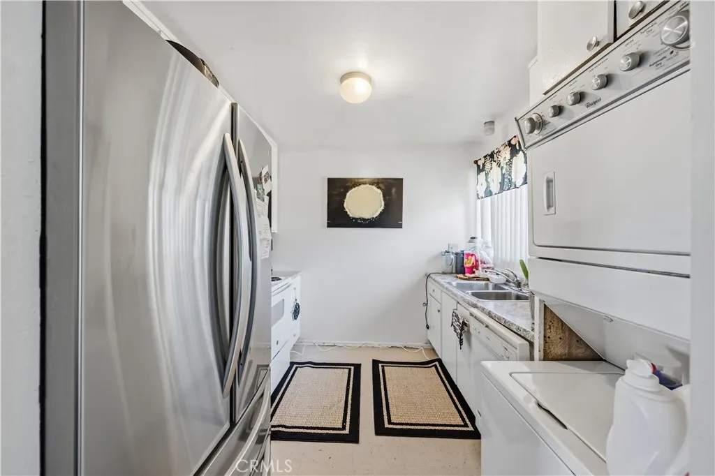 2524 Price, La Verne, California 91750 — photo 5