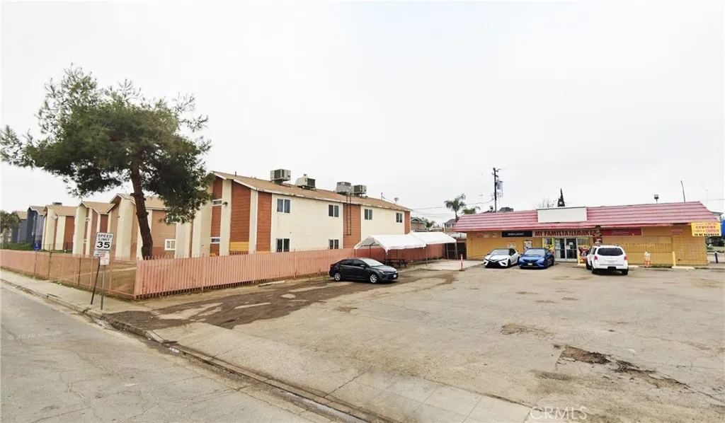 1320 Flower Street, Bakersfield, California 93305 — photo 4