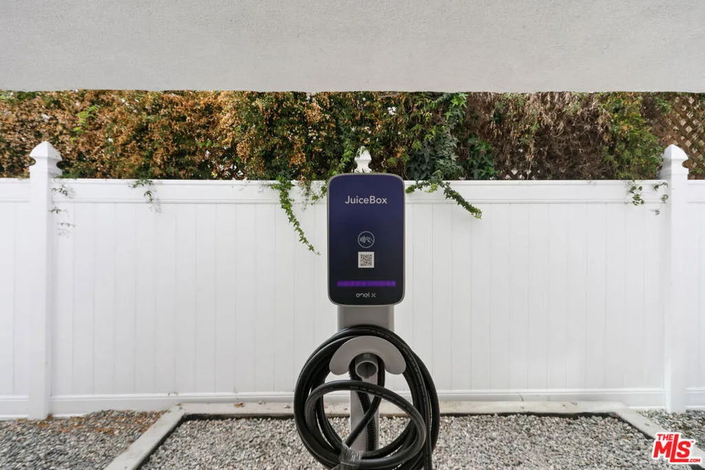 Charging Station