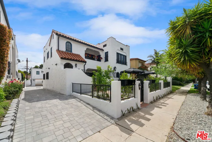 Front Duplex