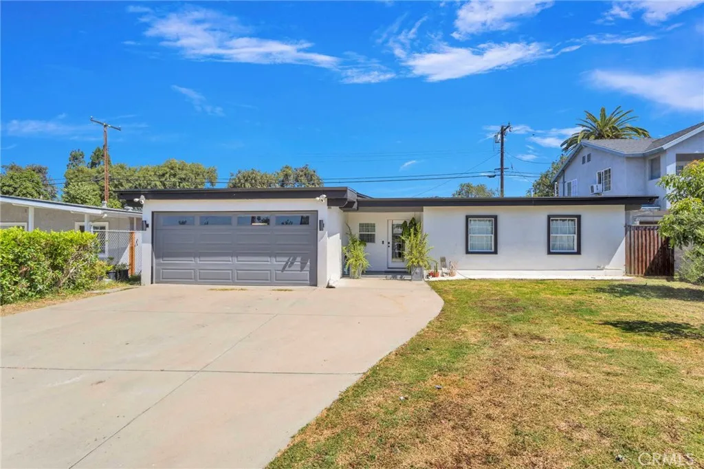 923 Hallwood Avenue, Pomona, California 91767 — photo 4
