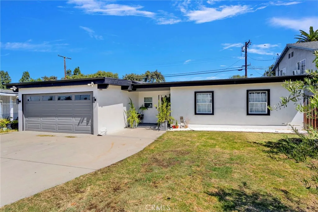 923 Hallwood Avenue, Pomona, California 91767 — photo 5