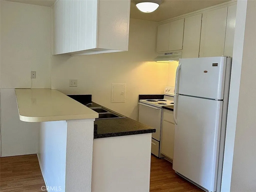 5585 E Pacific Coast 245, Long Beach, California 90804 — photo 5