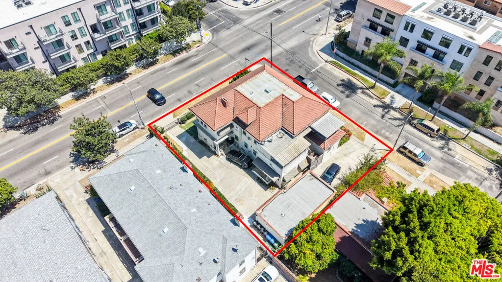 939 S Wilton Place, Los Angeles, California 90019 — photo 5