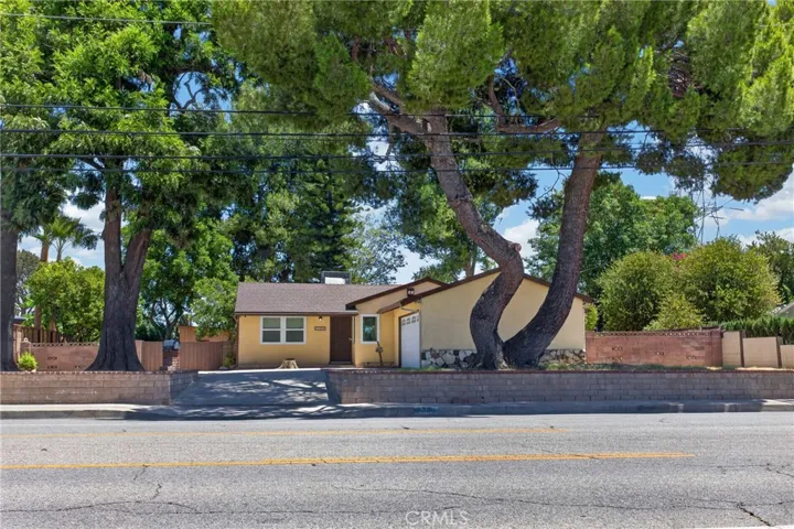 7700 Wilbur, Reseda, California 91335 — photo 5