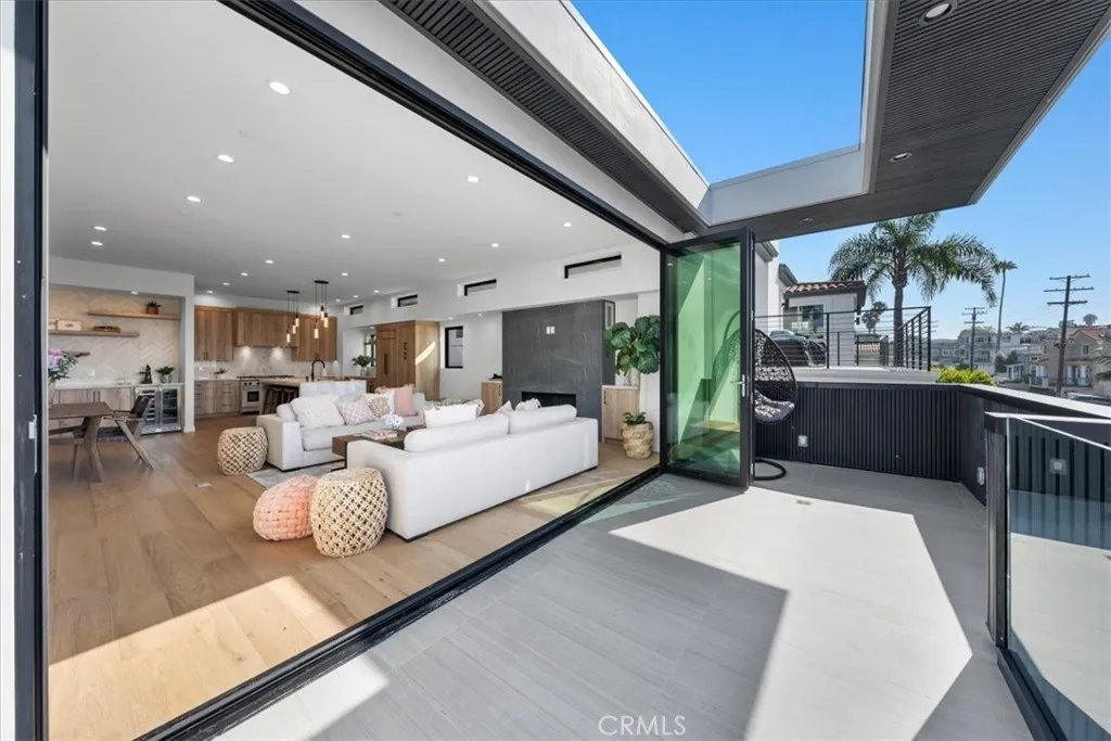 947 7th Street, Hermosa Beach, California 90254 — photo 4