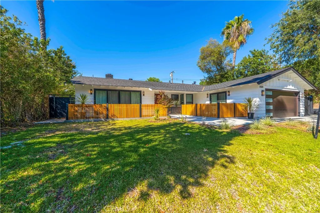 3059 N Butterfield