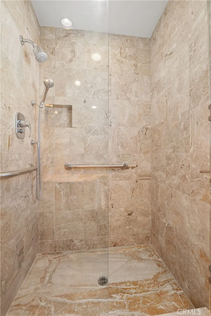 Upstairs 3/4 bath