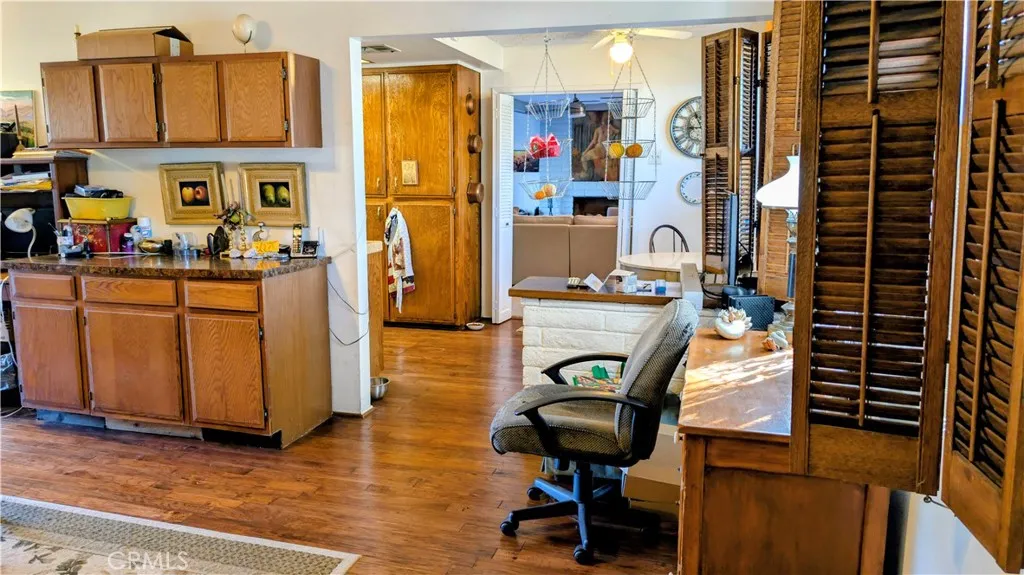42151 Crest, Hemet, California 92544 — photo 5