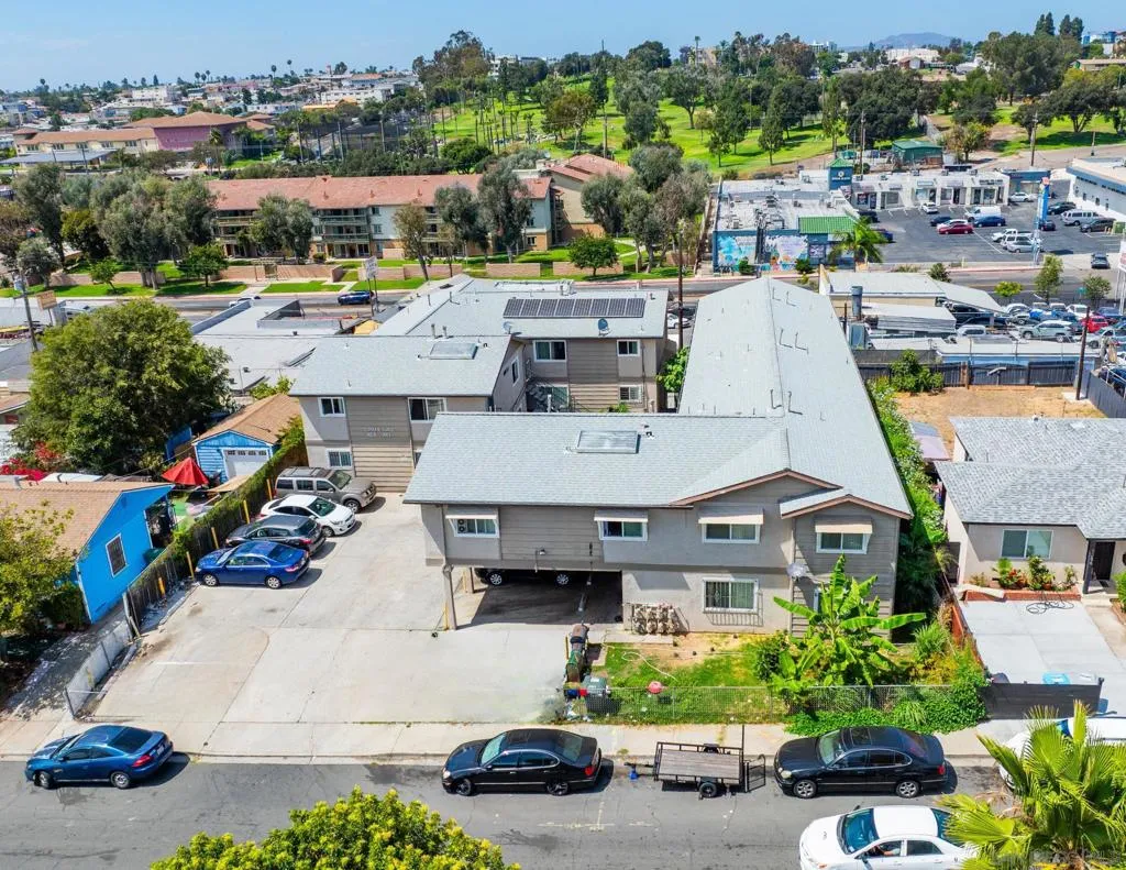 5260 Rex Ave