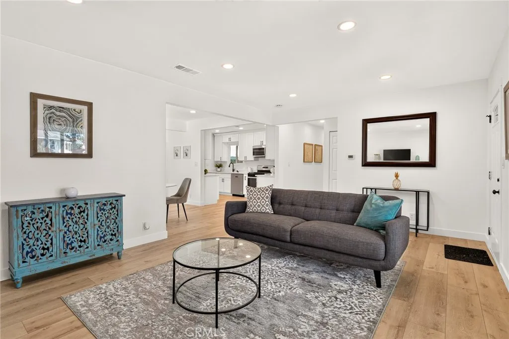 268 W Willow, Pomona, California 91768 — photo 5