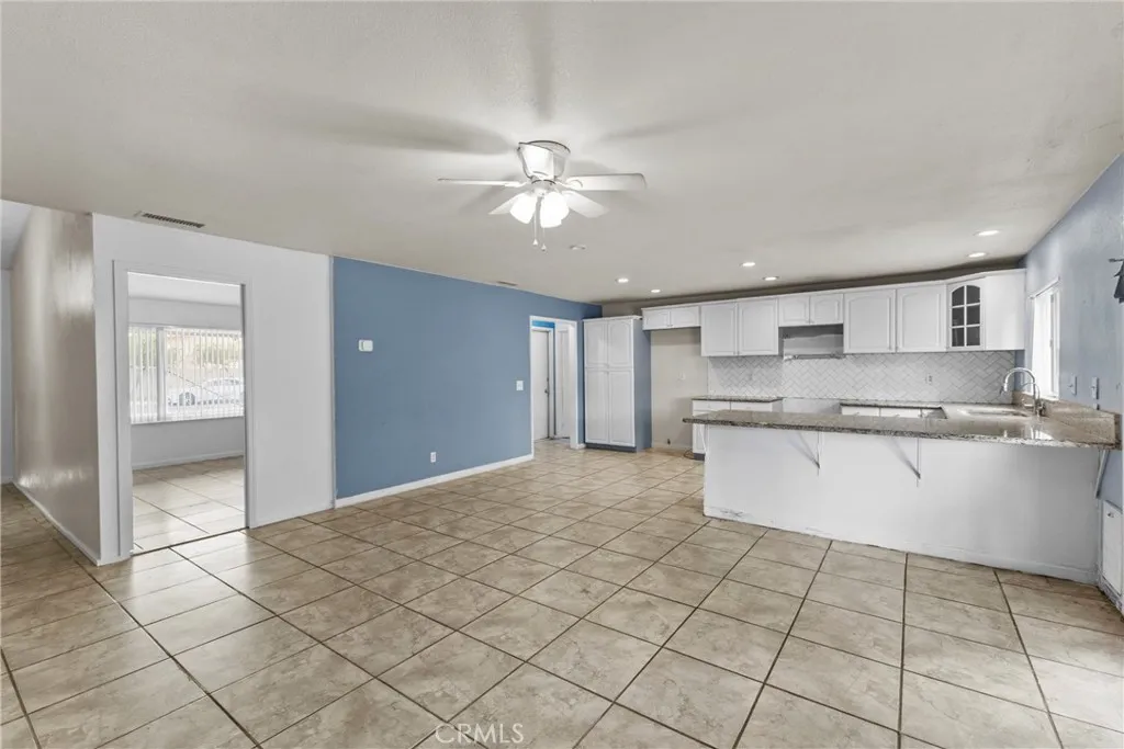 41763 Lomas, Hemet, California 92544 — photo 5