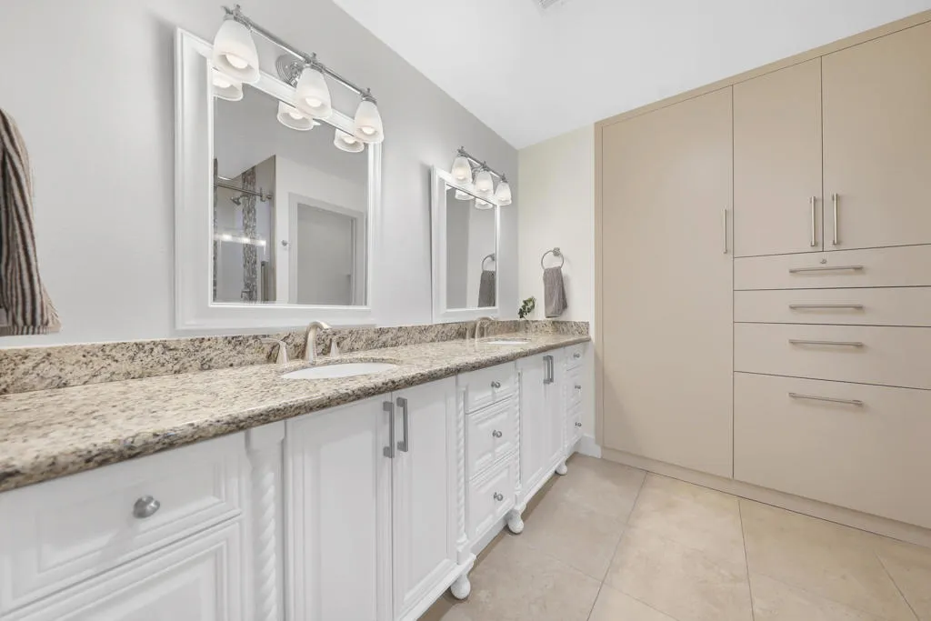 Oaktree54914#19 Oaktree54914#19
