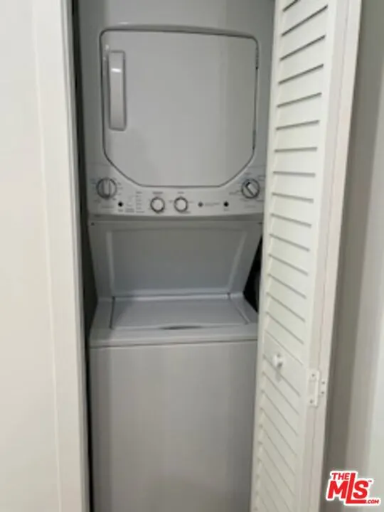 Washer & Dryer Inside
