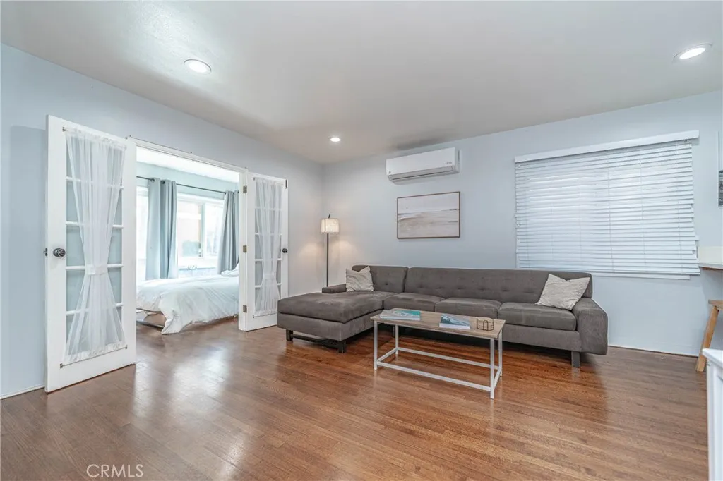 325 Cedar