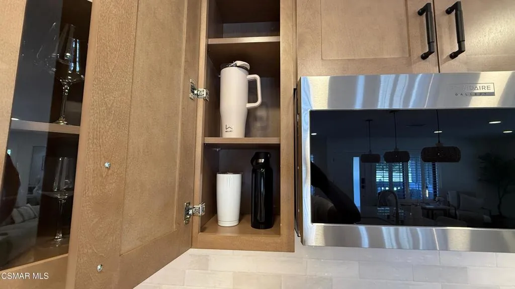 38_Coffee Mugs 38_Coffee Mugs