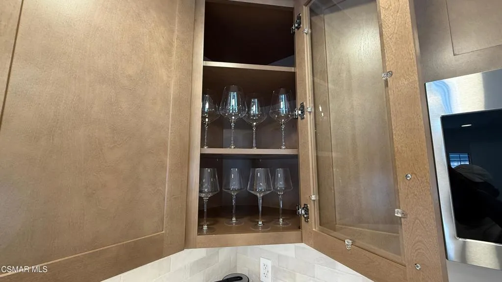 36_Wine Glasses 36_Wine Glasses