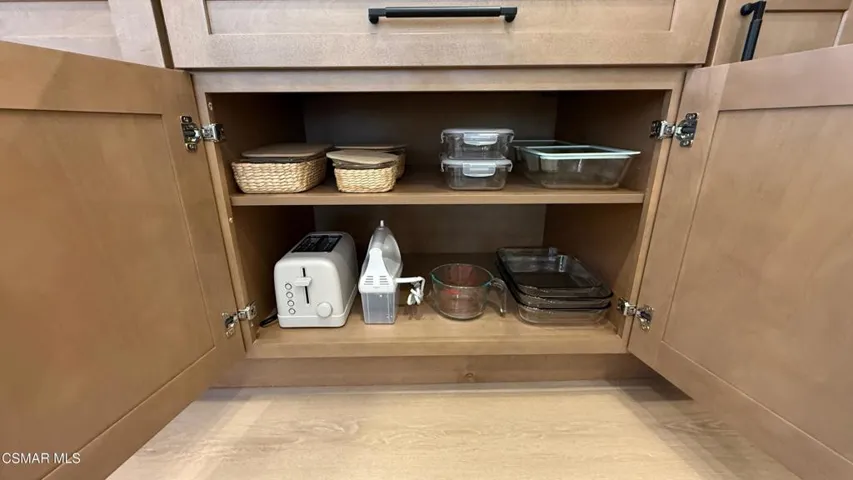 34_Toaster Mixer Storage