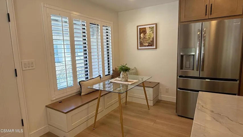 14_Dining Area