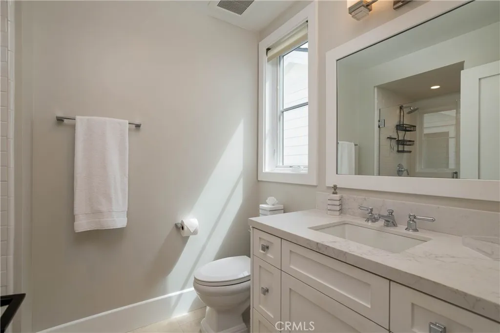Upstairs Guest Bathroom