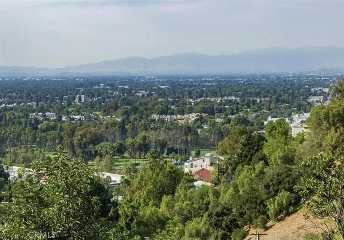 3656 Sunswept Drive, Studio City, California 91604 — photo 5
