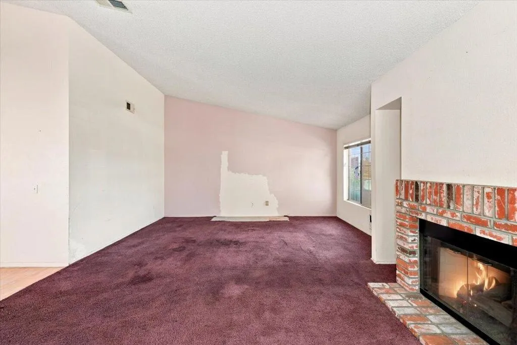 15-Living Room
