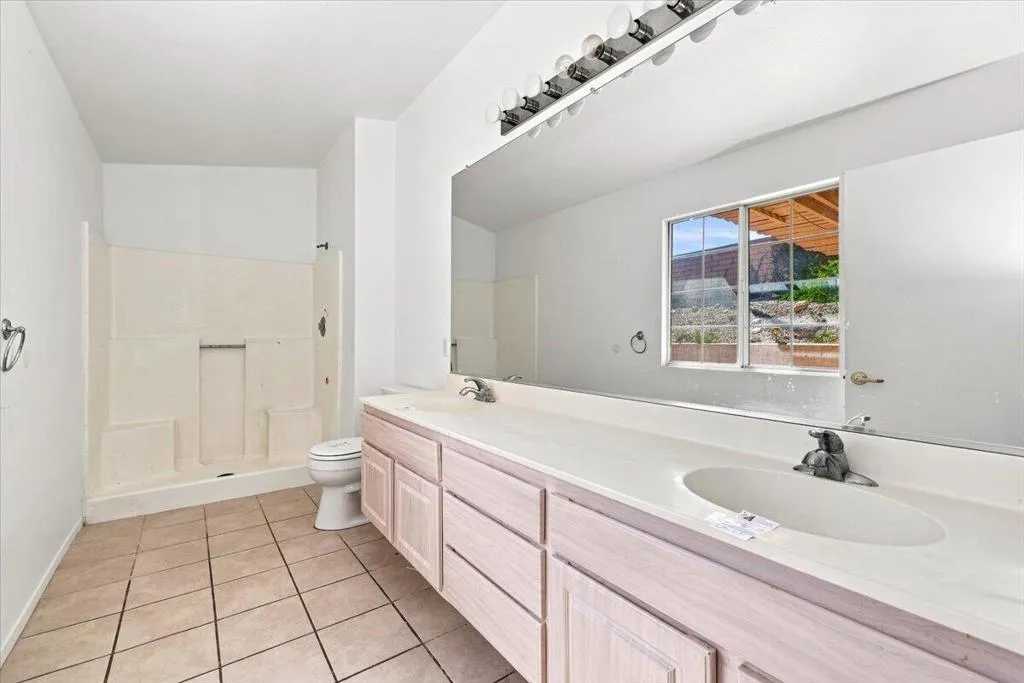 33-Primary Bathroom
