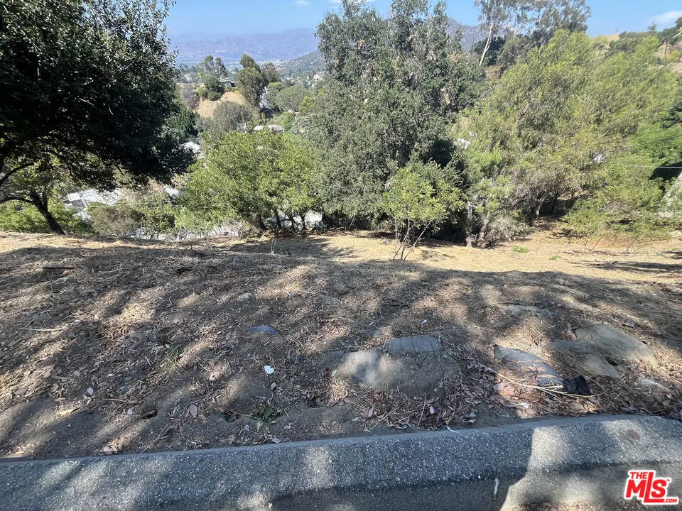 7247 W Sunnydip Trail, Los Angeles, California 90068 — photo 5