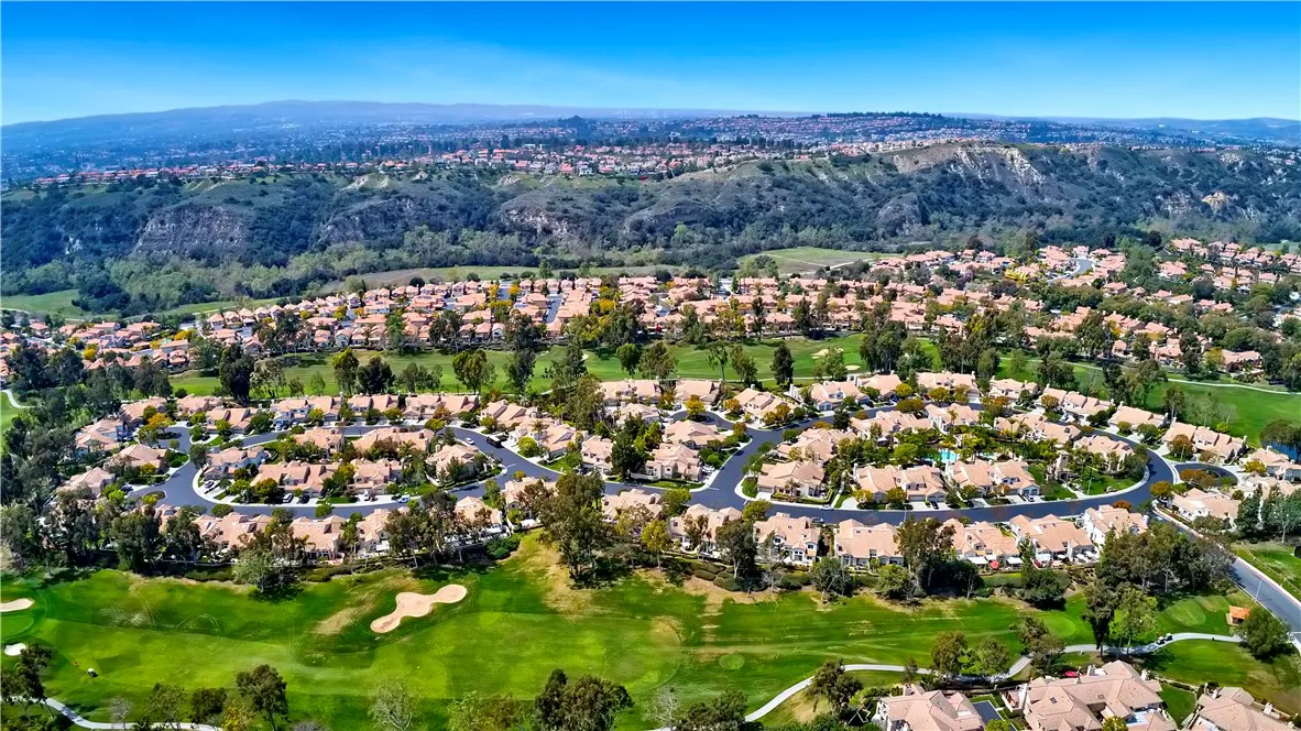 The Alicante Tract is Surrounded by the Tijeras Creek Golf Course. The Alicante Tract is Surrounded by the Tijeras Creek Golf Course.