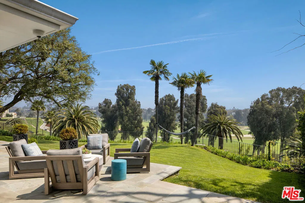 1132 Napoli Dr