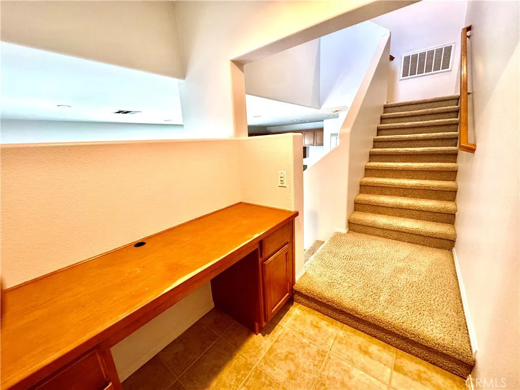 Third floor: Built in desk