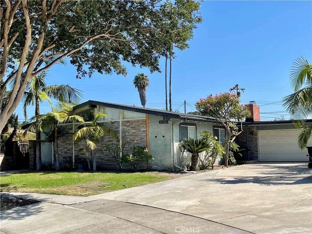 11722 Timmy Ln