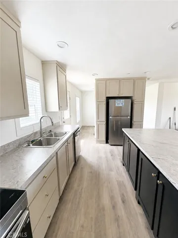 21781 Oakwood, Perris, California 92570 — photo 4